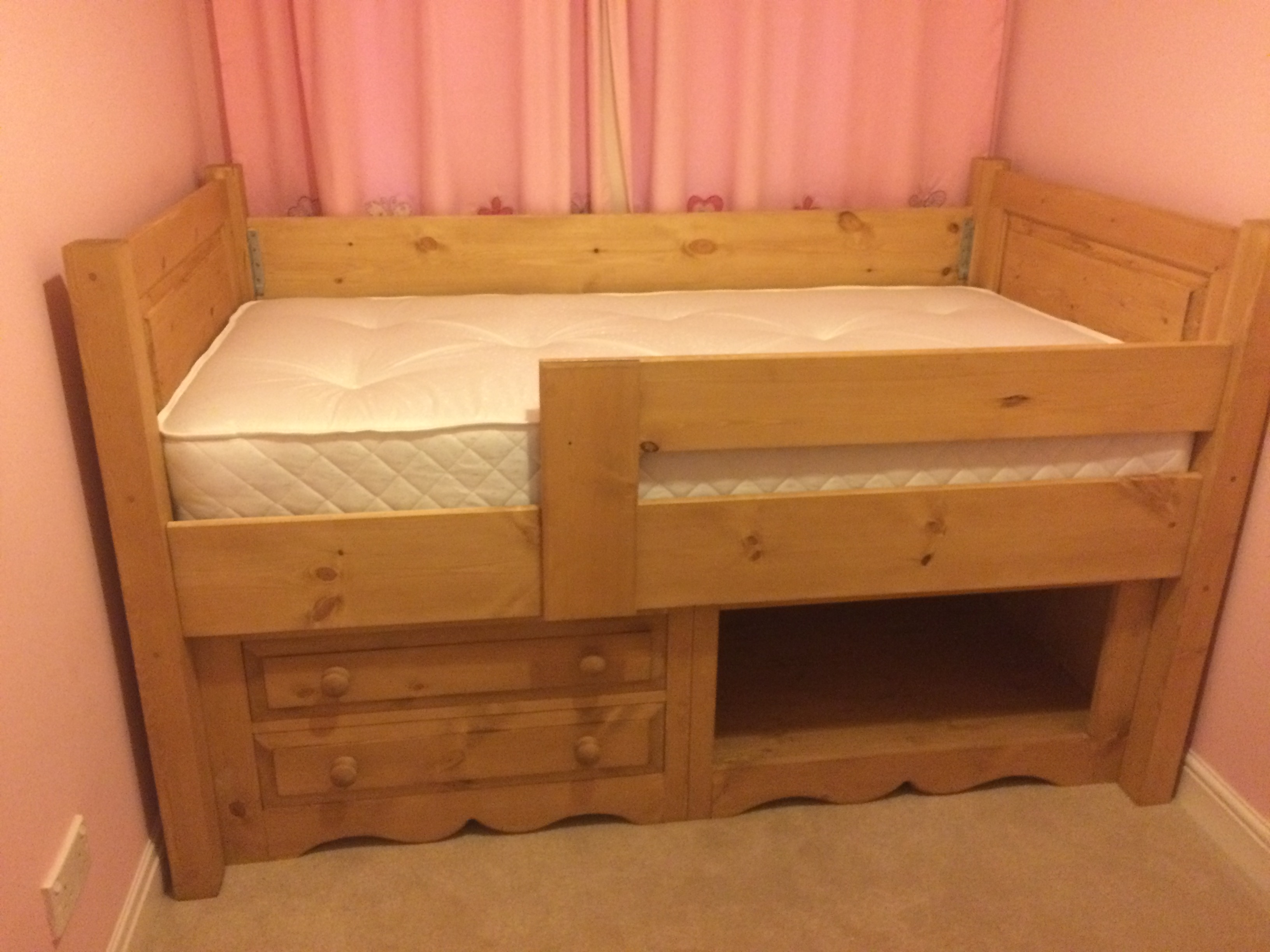 solid wood cabin bed